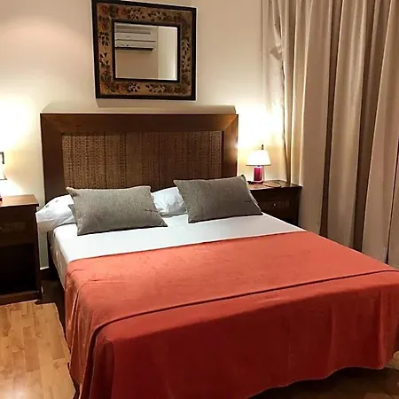 V.ciudad Hotel